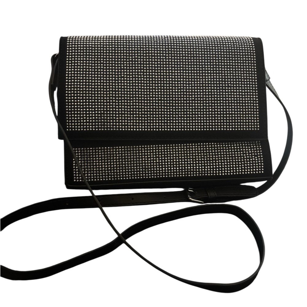Jewel Badgley Mischka Black and White Crossbody Bag Elegant Design